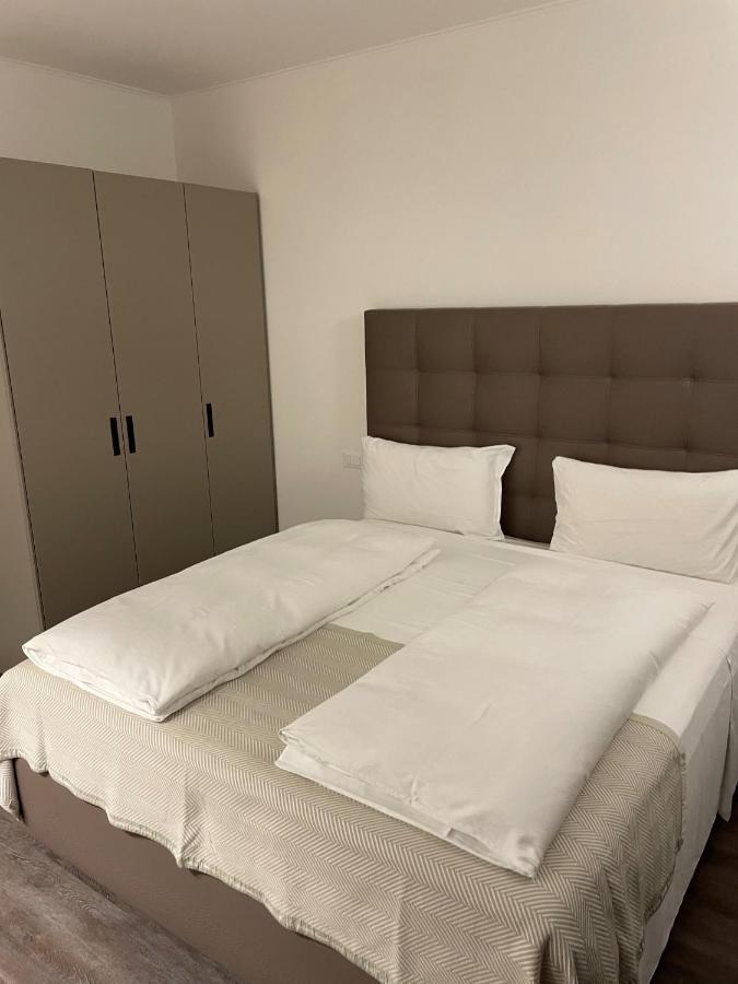 Hotel Studio Inn Centrale & Milano Urban Padel Ngoại thất bức ảnh