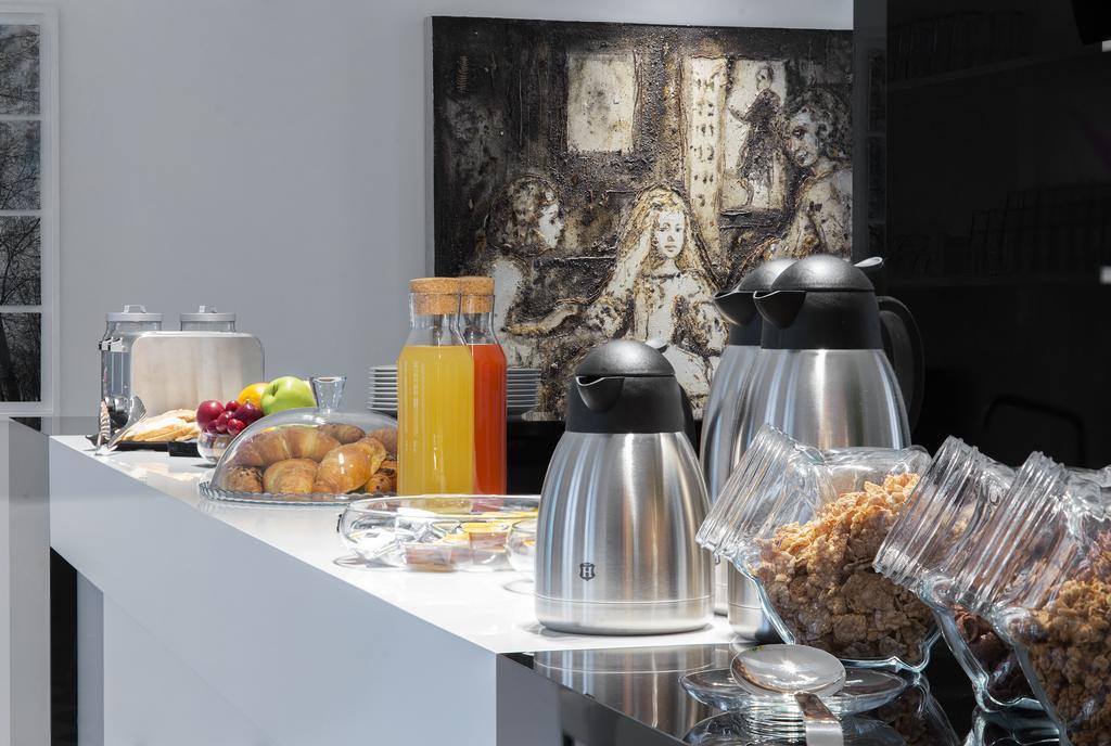 Hotel Studio Inn Centrale & Milano Urban Padel Ngoại thất bức ảnh
