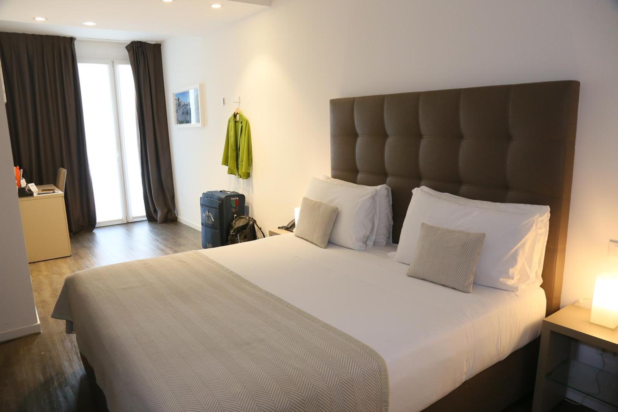 Hotel Studio Inn Centrale & Milano Urban Padel Ngoại thất bức ảnh